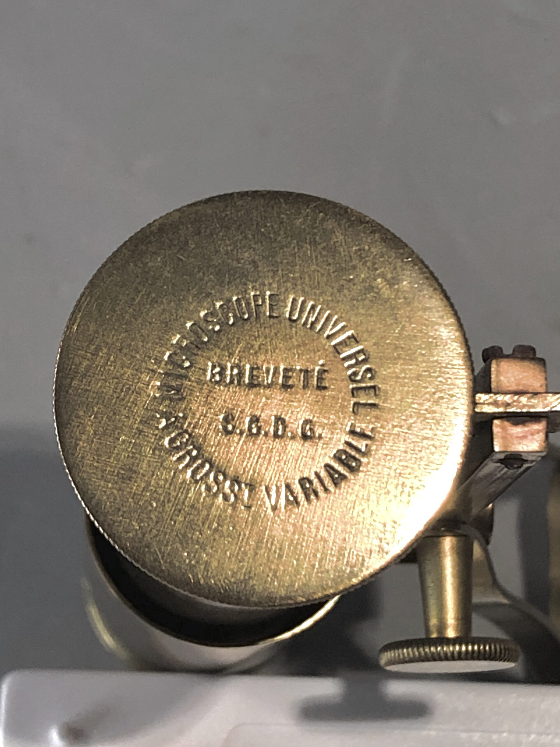 36. Microscopio tubular portátil. Agrost. Francia 2